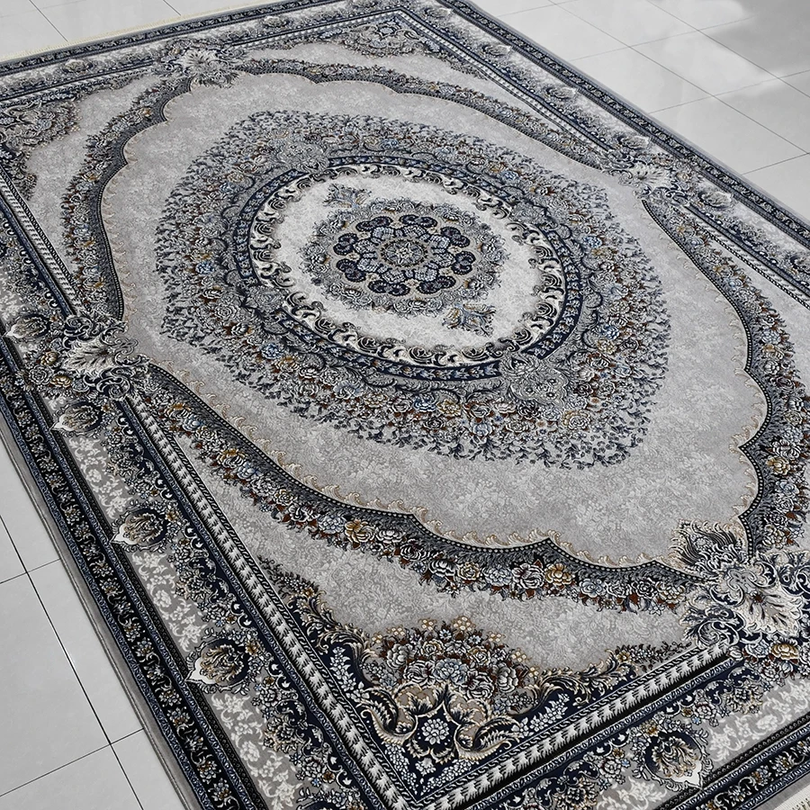 Eýranyň 700 çitim halysy